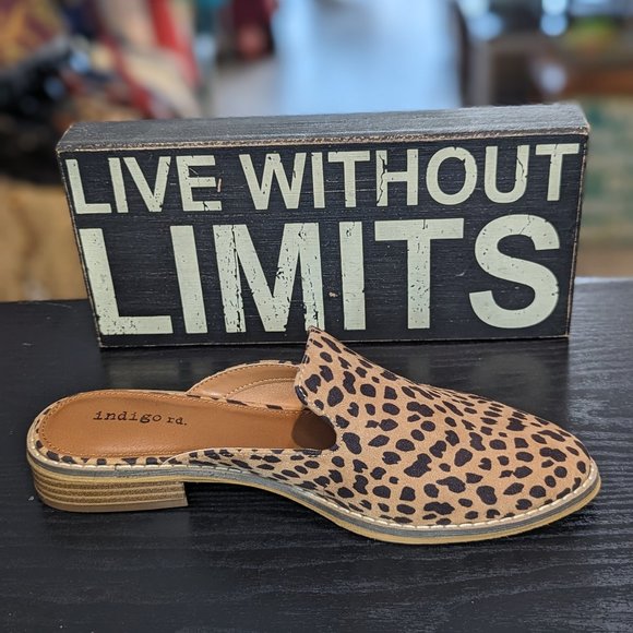 Cheetah Print Slide In - Picture 1 of 5